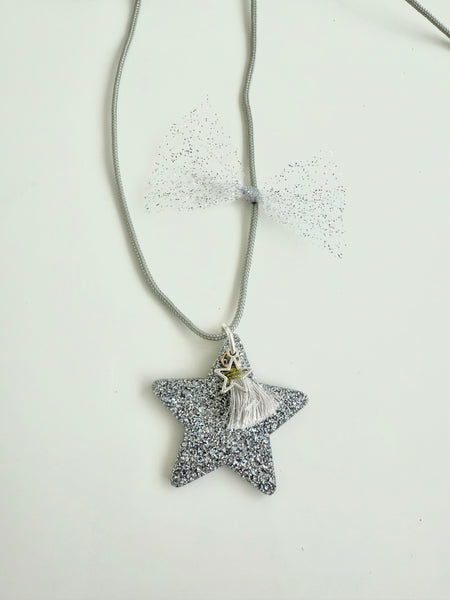 Star Resin Necklace