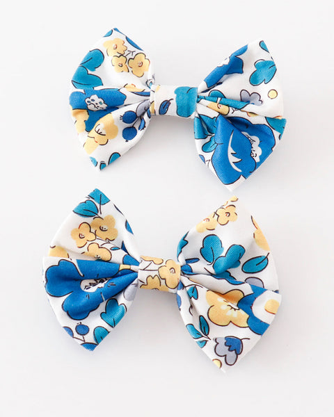 Blue Blooming Piggie Hair Bows